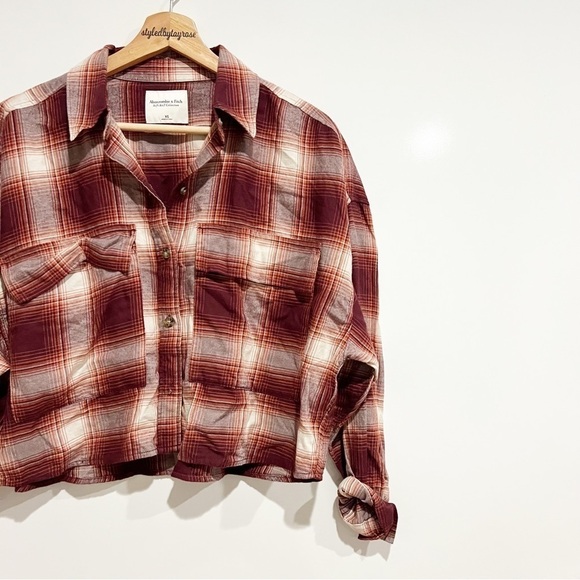 Abercrombie & Fitch Boxy Cropped Soft Flannel - Picture 7 of 7